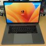 Touch Bar Apple MacBook Pro Retina 15.4in 2017 512GB SSD 16GB Ram 2.9GHz Core i7 (Battery Cycle: 166) Image 2