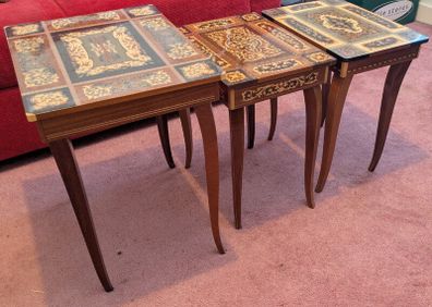 Musical Nesting Tables