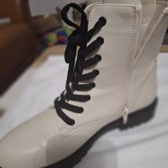 ladies boots