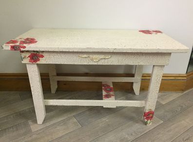 Upcycled crackled poppy table