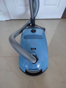 Miele vacuum cleaner
