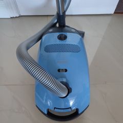 Miele vacuum cleaner