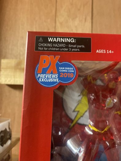 Exclusive Marvel / DC Figures