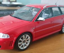 otto audi rs4 avant 1:18