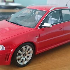 otto audi rs4 avant 1:18