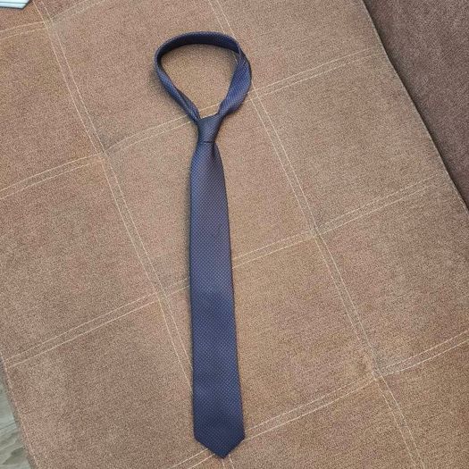 Purple tie