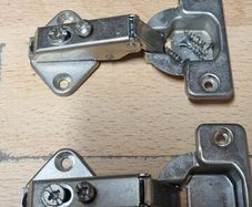 cabinet hinges
