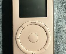 Apple iPod 2nd Generation (A1019) 10gb
