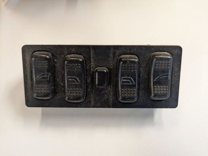 Ford sierra sapphire Cosworth electric window switch
