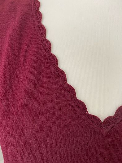 New Sleeveless Jumper, size M