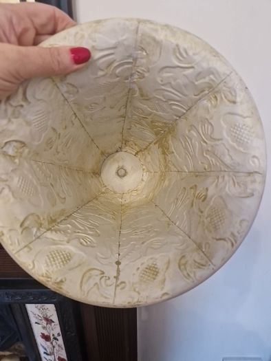 metal urn