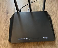 Nighthawk AC1900 Smart WiFi Router (R7000)