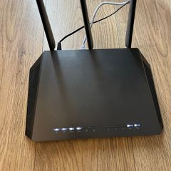 Nighthawk AC1900 Smart WiFi Router (R7000)