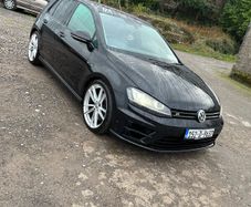 Volkswagen golf r