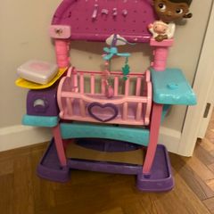 Disney Doc McStuffins All-in-One Nursery Set