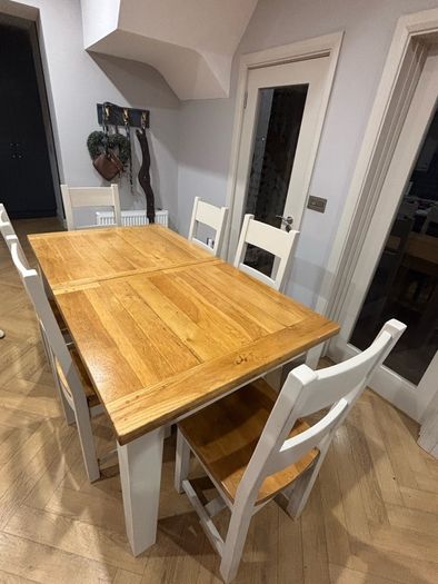 Solid Oak Extendable Dining Table & 6 Chairs - off white/cream