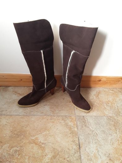 ladies high heeled boots