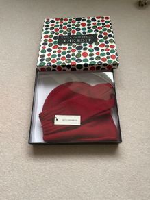 Carolyn Donnelly Hat and Glove set