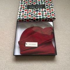 Carolyn Donnelly Hat and Glove set