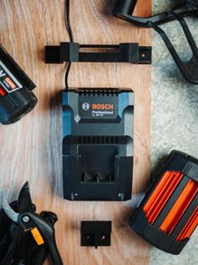 Bosch 36v battery holder (Free postage in Irl)