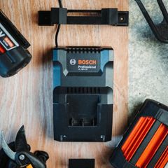 Bosch 36v battery holder (Free postage in Irl)