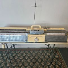 Brother KH270 knitting machine with KR260 Ribber