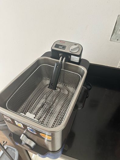deep fat fryer