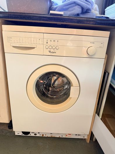 Whirlpool washing machine - FREE