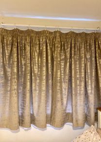 Lined gold curtain set + shade