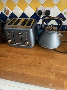 Russell Hobbs Kettle and Toaster