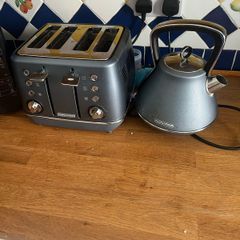 Russell Hobbs Kettle and Toaster