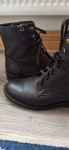 S. Oliver leather ankle boots size 39/6