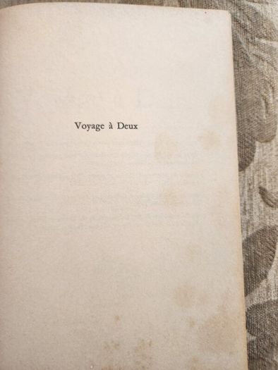 Basil Payne. Voyage For Two. Poems . French Adaptation Of Chantal Beal. Preface By Pierre Emanneul Of The French Acadamy. Paperback In Good Condition.