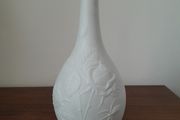 Vintage Kaiser Porcelain Bud Vase