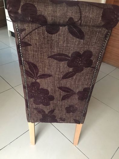 Solid granite table for sales as good as new cream and beige in colour and 6 chairs