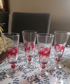 4 Glasses