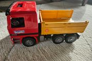 Bruder Truck