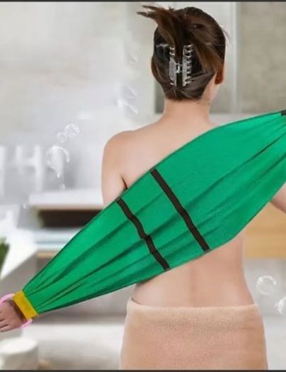 Self Xfoliating towel for men and women like pink colour