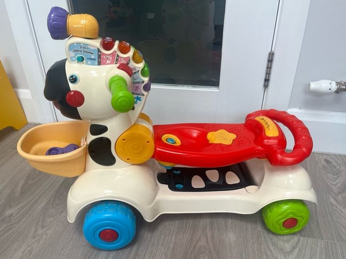 Vtech 112603 3-in-1 Zebra Scooter