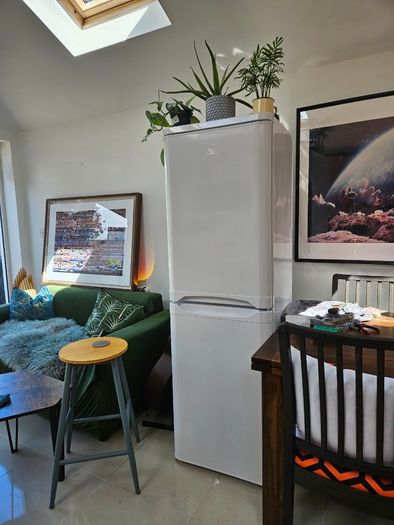 Fridge freezer