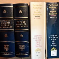 Oxford Thesaurus Dictionary English Literature Books