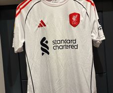 Liverpool FC soccer jersey S