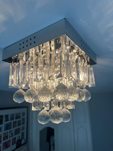 Modern Crystal Ceiling Light / Chandelier