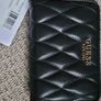 Guess Wallet Image 2