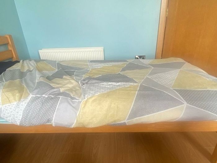 bed frame and  mattress price negotiable