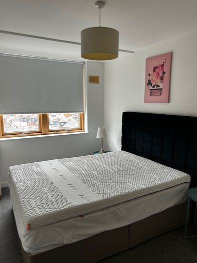King Size Emma Mattress topper UK - Perfect condition