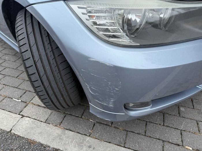 BMW 3-Series 2010