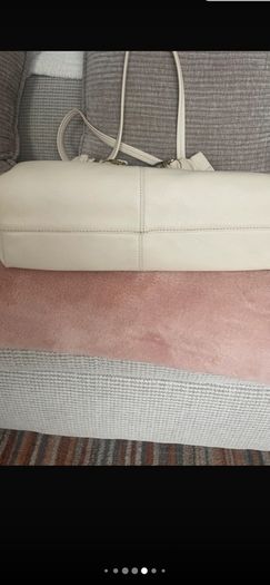 Marc Jacobs Cream Lambskin Leather Bag - The Christina Tote -