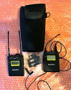 Sony UWP-D11 Digital Wireless Lavalier Microphone package