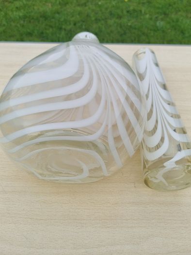 The vases are Finnish art glass by Oy Kumela